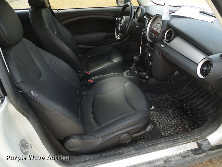 image for item DG8491 2011 Mini Cooper