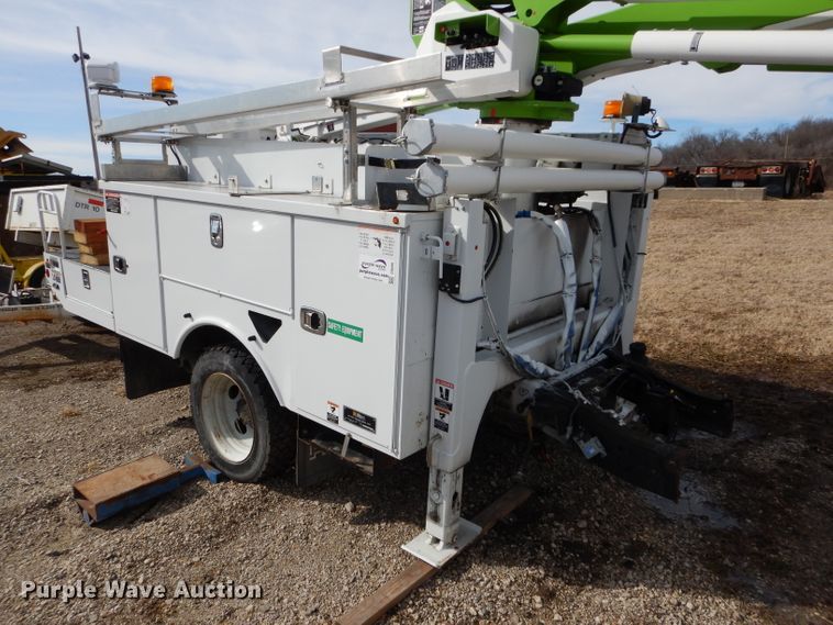 image for item DI8495 2016 Altec utility bed with frame