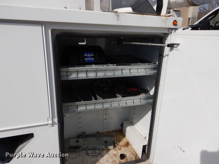 image for item DI8495 2016 Altec utility bed with frame