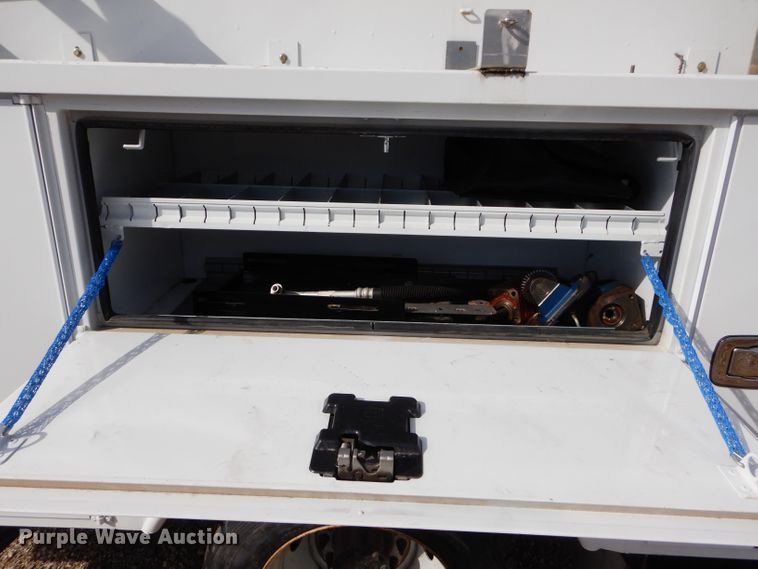 image for item DI8495 2016 Altec utility bed with frame