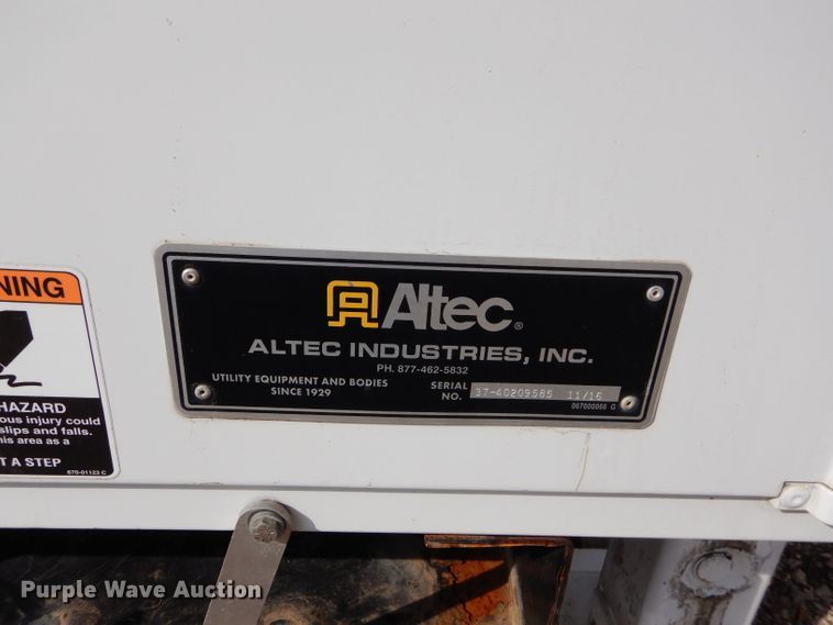 image for item DI8495 2016 Altec utility bed with frame