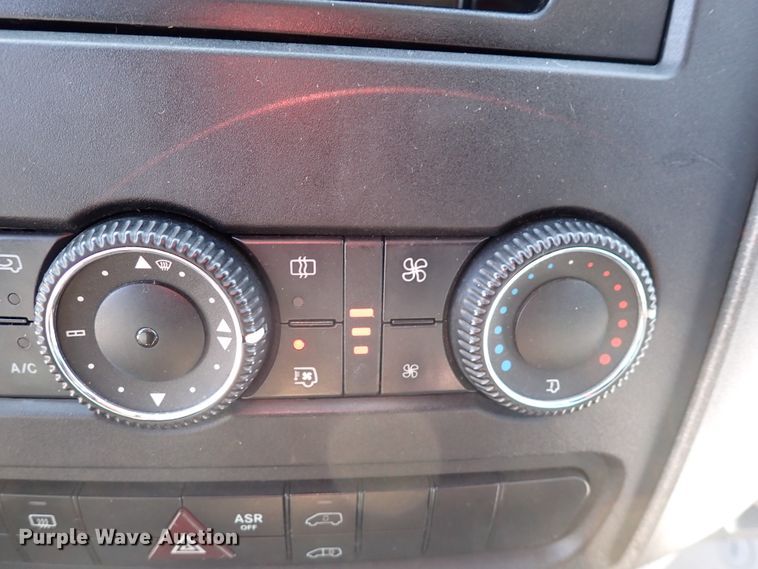 image for item DJ0052 2012 Mercedes Benz Sprinter 2500  van