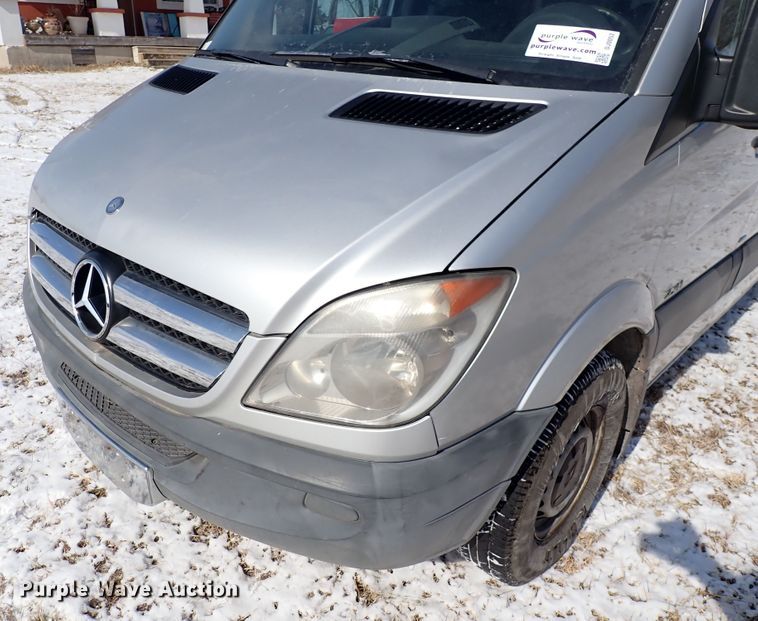 image for item DJ0052 2012 Mercedes Benz Sprinter 2500  van