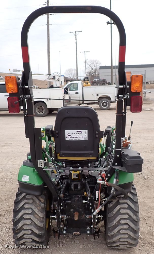 image for item DJ0060 2017 John Deere 1025R  MFWD tractor