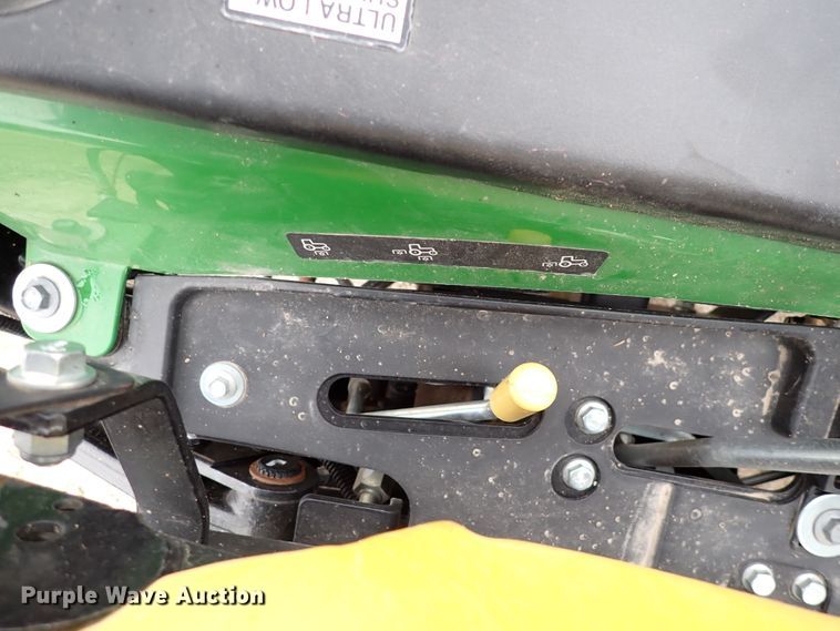 image for item DJ0060 2017 John Deere 1025R  MFWD tractor