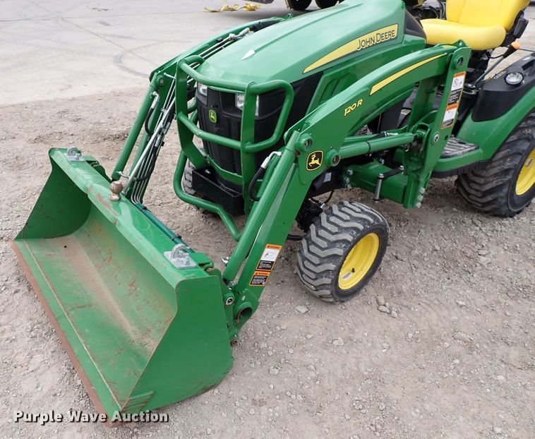 image for item DJ0060 2017 John Deere 1025R  MFWD tractor