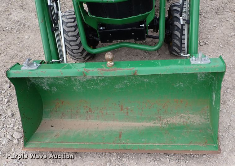 image for item DJ0060 2017 John Deere 1025R  MFWD tractor