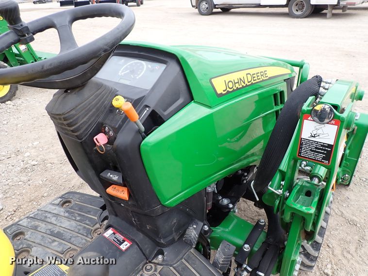 image for item DJ0060 2017 John Deere 1025R  MFWD tractor