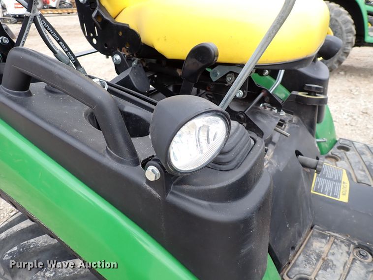 image for item DJ0060 2017 John Deere 1025R  MFWD tractor