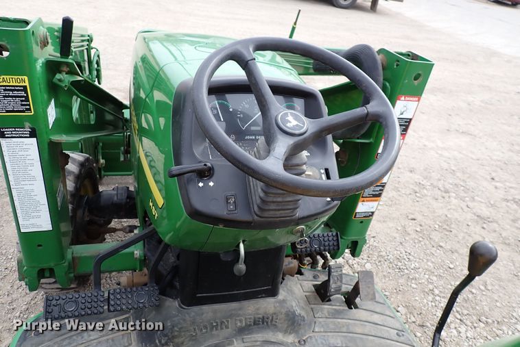 image for item DJ0061 2001 John Deere 4400  MFWD tractor
