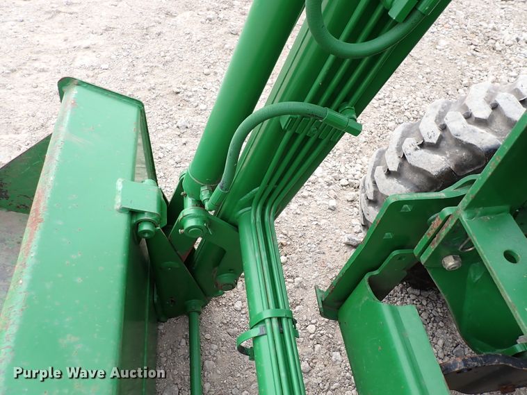 image for item DJ0061 2001 John Deere 4400  MFWD tractor