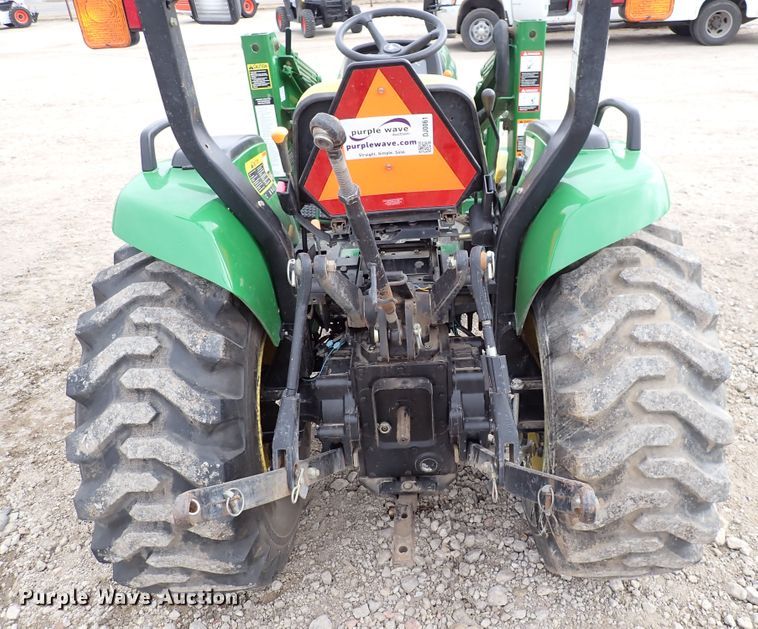 image for item DJ0061 2001 John Deere 4400  MFWD tractor