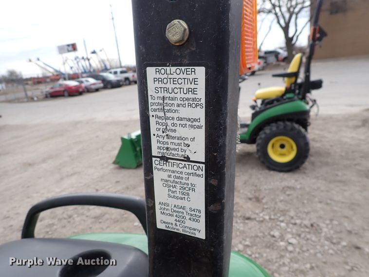 image for item DJ0061 2001 John Deere 4400  MFWD tractor