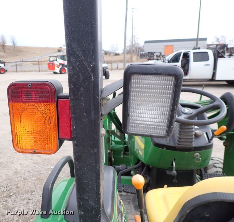 image for item DJ0061 2001 John Deere 4400  MFWD tractor