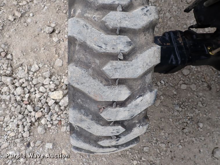 image for item DJ0061 2001 John Deere 4400  MFWD tractor