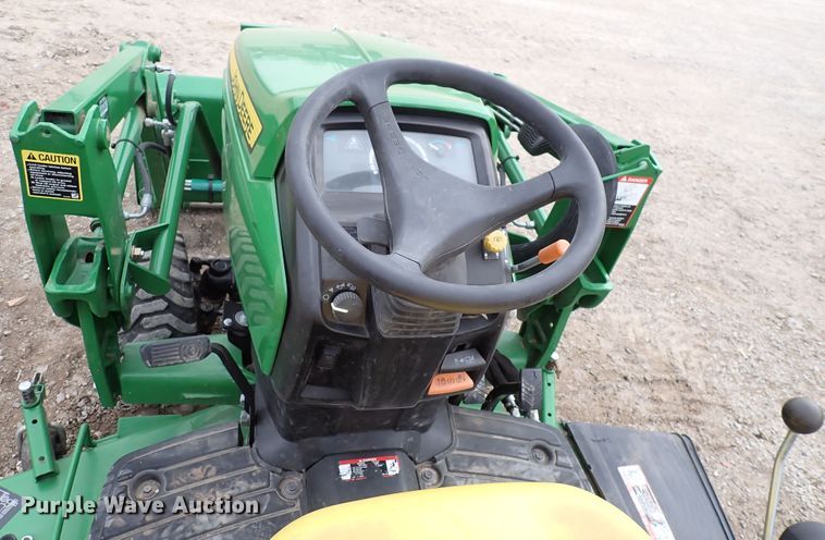 image for item DJ0062 2015 John Deere 1025R  MFWD tractor