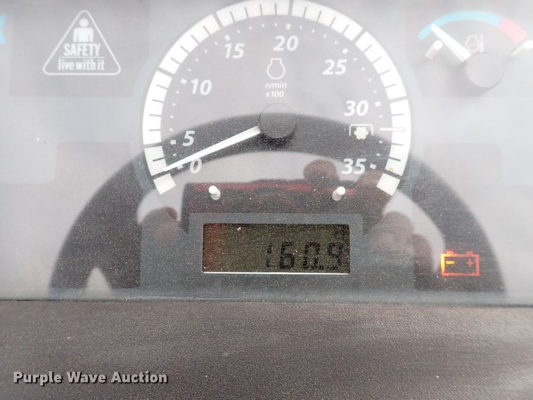 image for item DJ0062 2015 John Deere 1025R  MFWD tractor