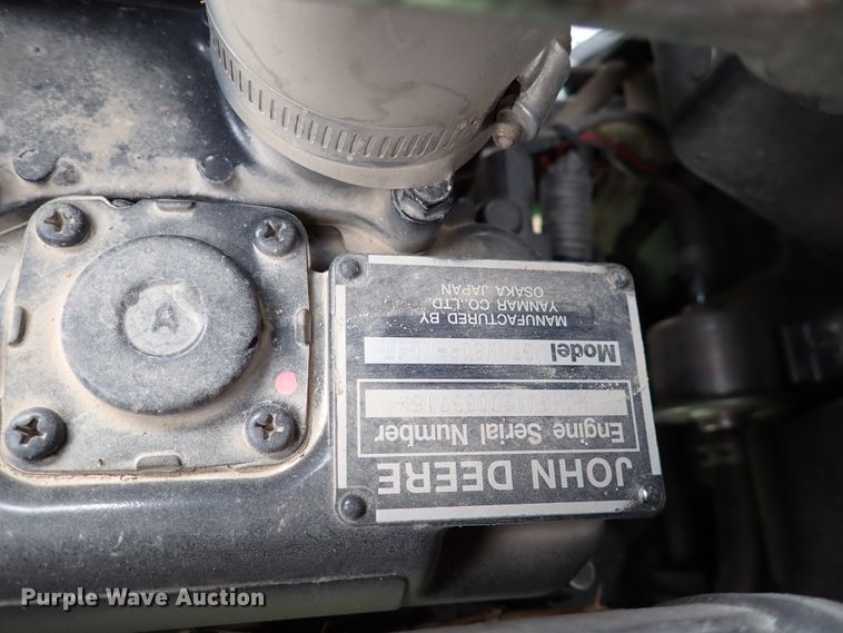 image for item DJ0062 2015 John Deere 1025R  MFWD tractor