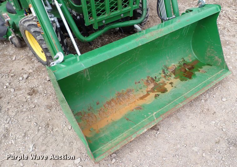 image for item DJ0062 2015 John Deere 1025R  MFWD tractor