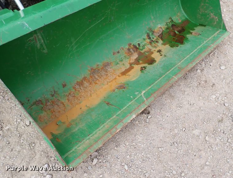 image for item DJ0062 2015 John Deere 1025R  MFWD tractor