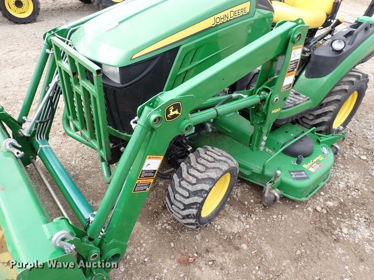 image for item DJ0062 2015 John Deere 1025R  MFWD tractor