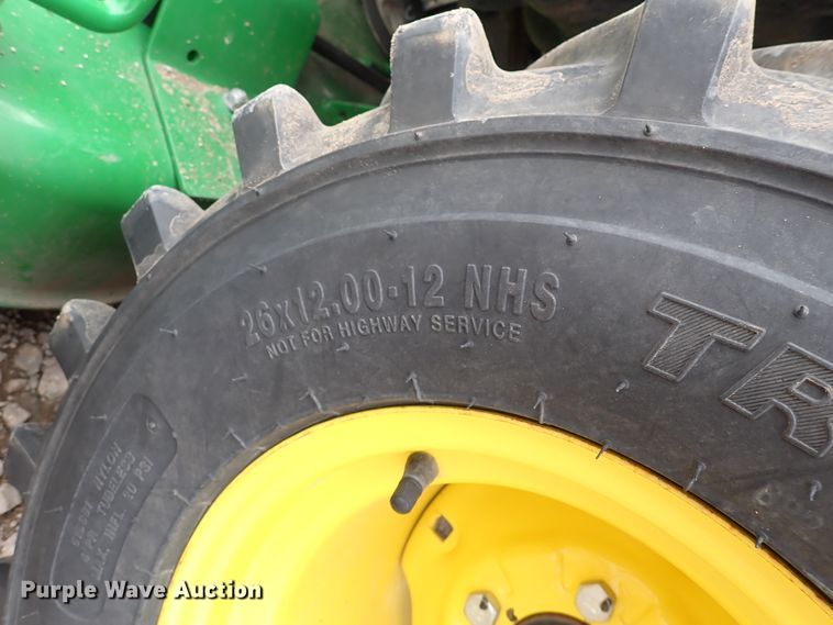 image for item DJ0062 2015 John Deere 1025R  MFWD tractor