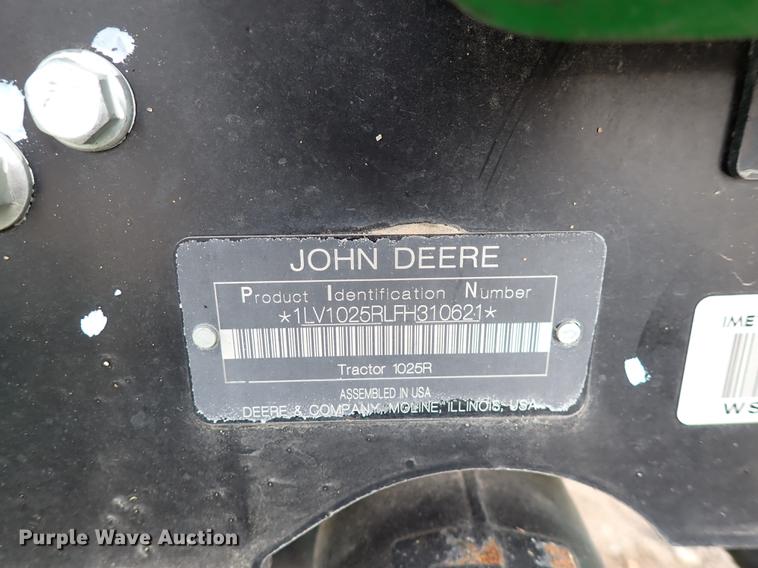 image for item DJ0062 2015 John Deere 1025R  MFWD tractor