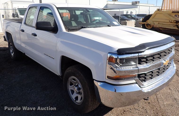 image for item DJ0066 2016 Chevrolet Silverado 1500  Double Cab pickup truck