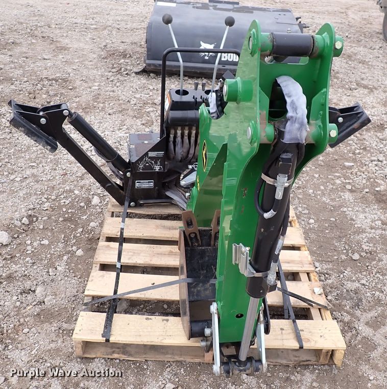 image for item DJ0071 John Deere 260 backhoe attachment