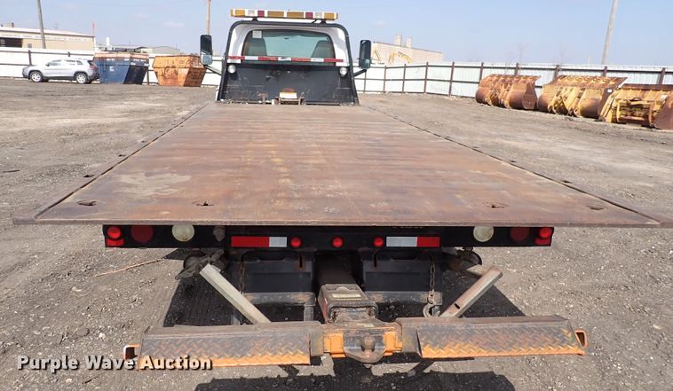 image for item DJ0089 2006 GMC C5500  rollback truck