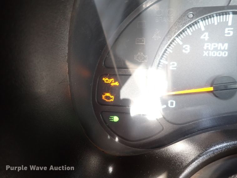 image for item DJ0089 2006 GMC C5500  rollback truck