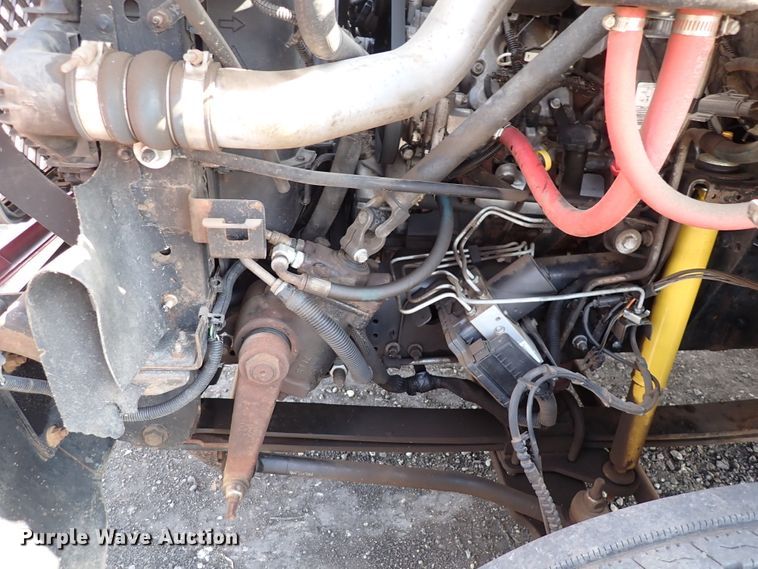 image for item DJ0089 2006 GMC C5500  rollback truck