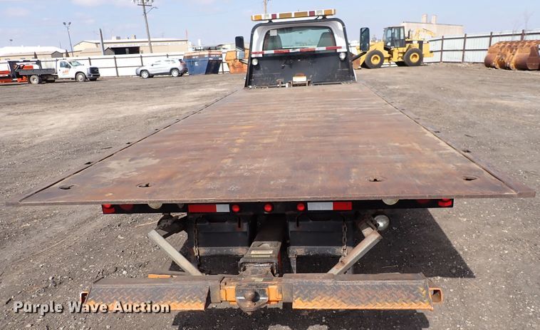 image for item DJ0089 2006 GMC C5500  rollback truck