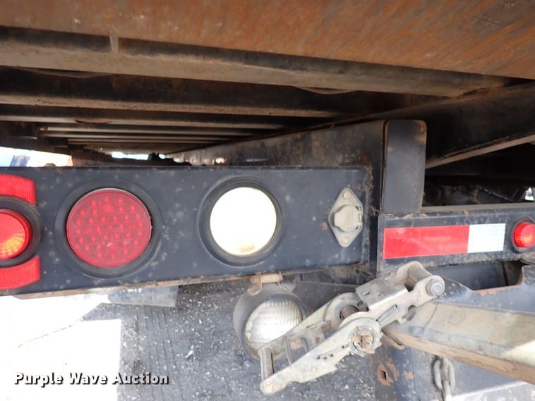 image for item DJ0089 2006 GMC C5500  rollback truck