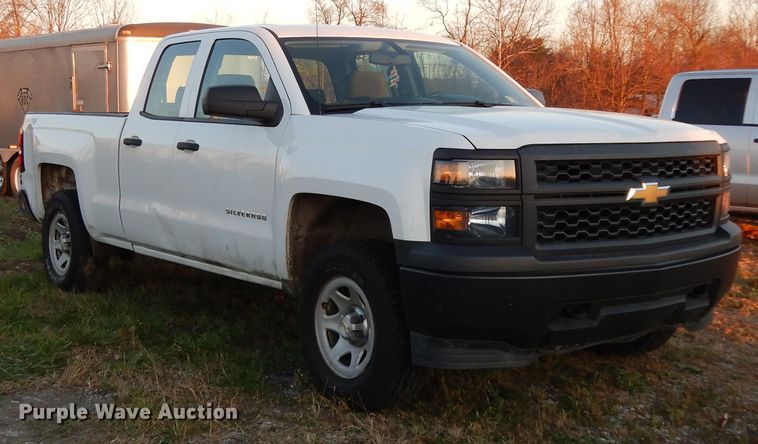 image for item DJ8028 2014 Chevrolet Silverado 1500  Double Cab pickup truck