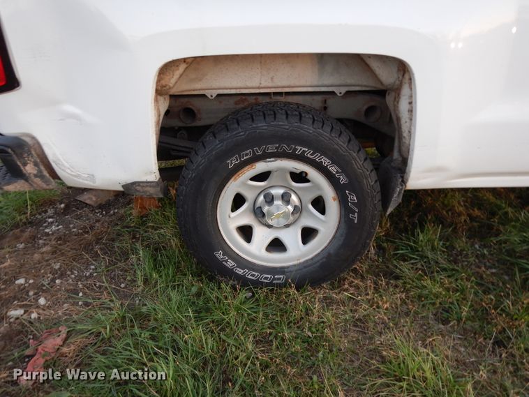 image for item DJ8028 2014 Chevrolet Silverado 1500  Double Cab pickup truck