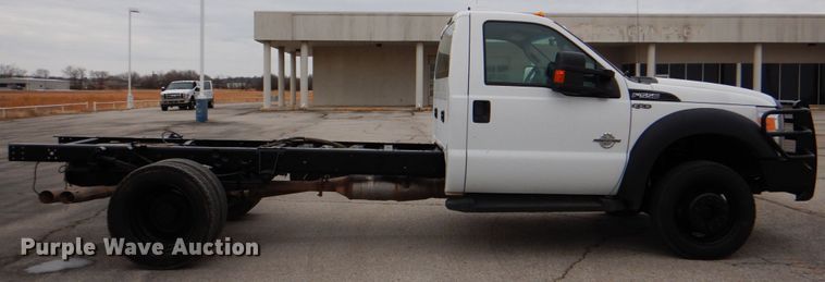 image for item DJ8700 2013 Ford F550  truck cab and chassis