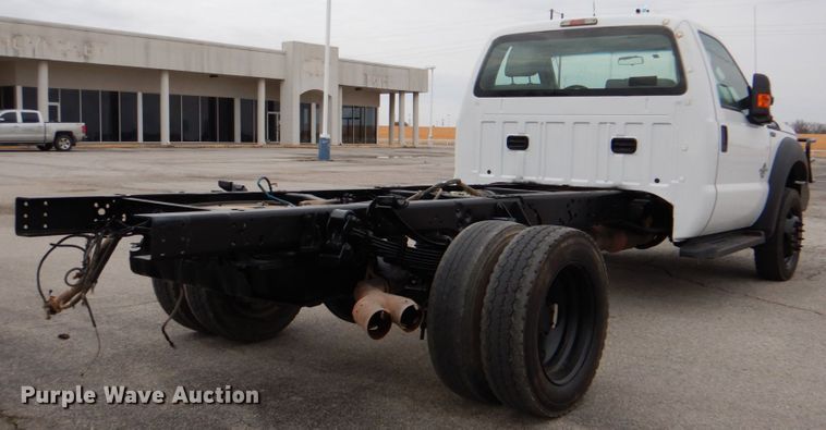 image for item DJ8700 2013 Ford F550  truck cab and chassis