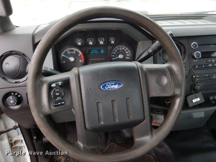 image for item DJ8700 2013 Ford F550  truck cab and chassis