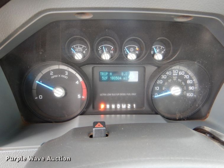 image for item DJ8700 2013 Ford F550  truck cab and chassis