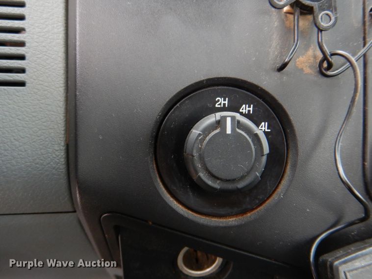 image for item DJ8700 2013 Ford F550  truck cab and chassis