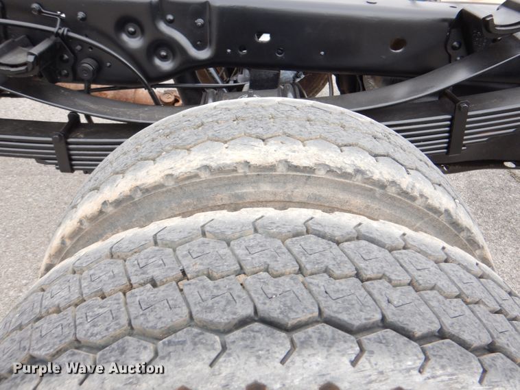 image for item DJ8700 2013 Ford F550  truck cab and chassis