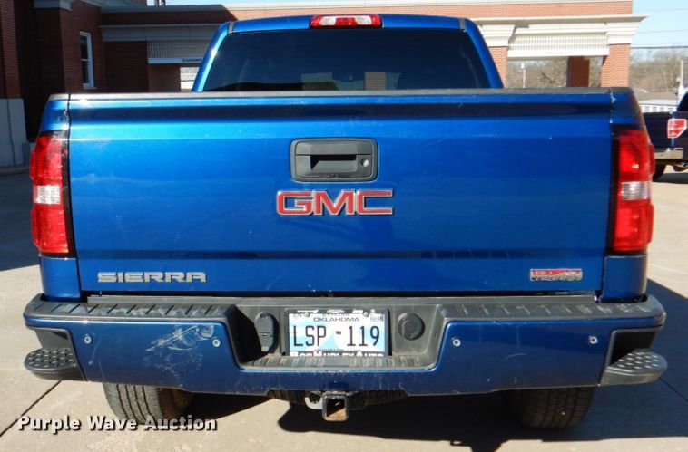 image for item DJ8705 2015 GMC Sierra 1500  Crew Cab pickup truck