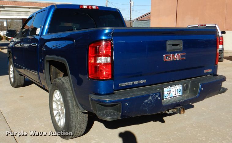 image for item DJ8705 2015 GMC Sierra 1500  Crew Cab pickup truck