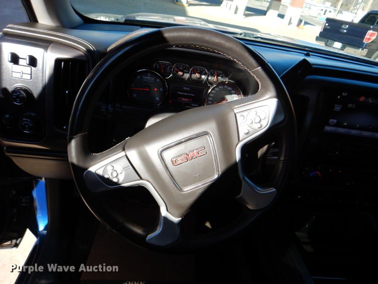 image for item DJ8705 2015 GMC Sierra 1500  Crew Cab pickup truck