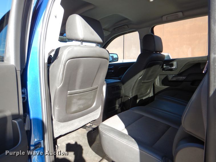 image for item DJ8705 2015 GMC Sierra 1500  Crew Cab pickup truck