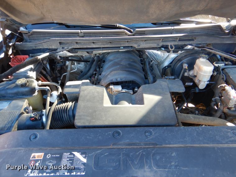 image for item DJ8705 2015 GMC Sierra 1500  Crew Cab pickup truck