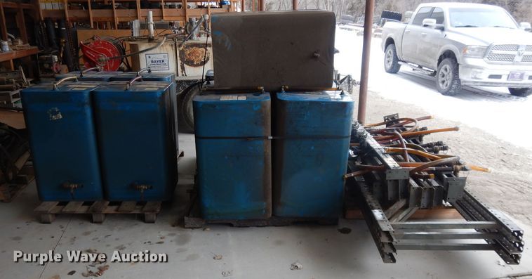 image for item DL2109 Sauk Valley Equipment oil station