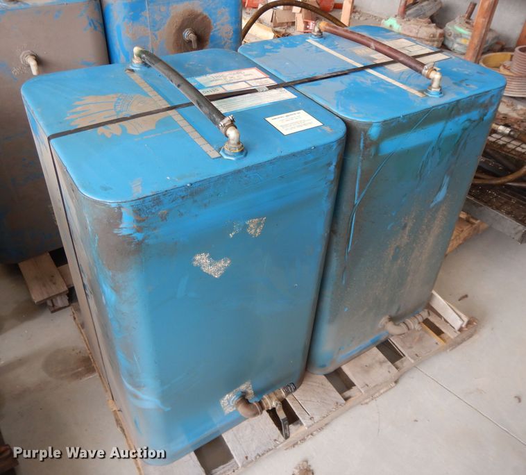 image for item DL2109 Sauk Valley Equipment oil station