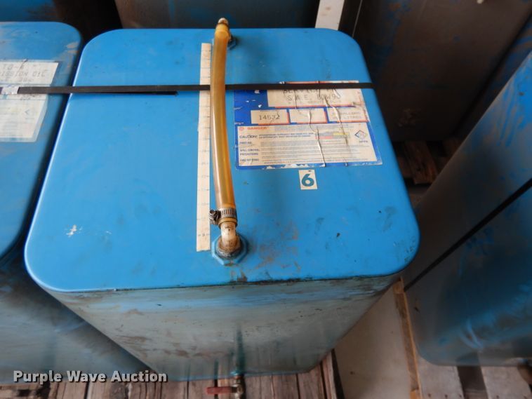 image for item DL2109 Sauk Valley Equipment oil station